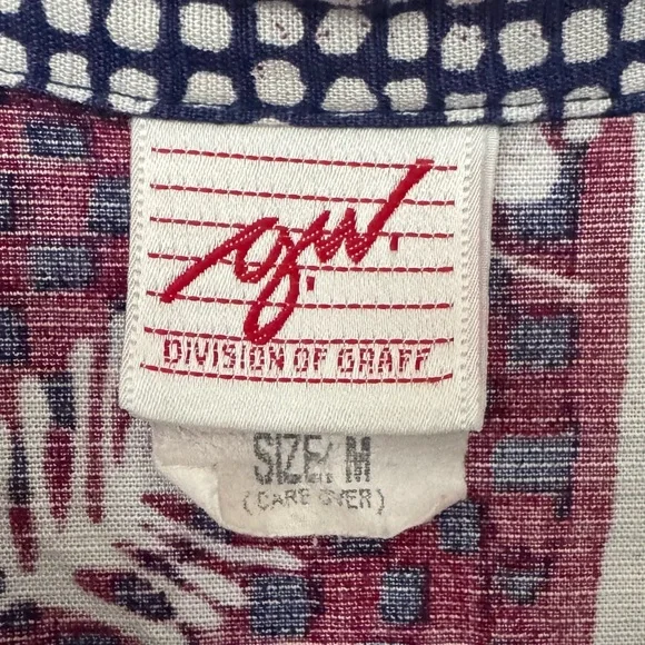 VINTAGE! Red, blue and white button down
G.W. Division of Gaff - Picture 3 of 6